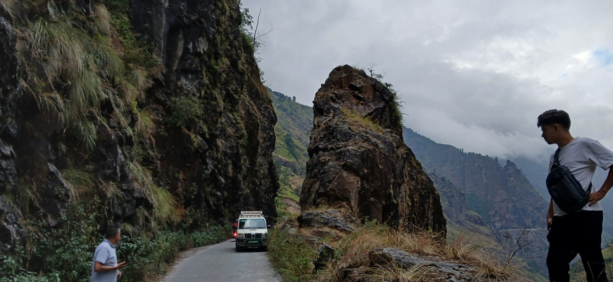 सहज बन्दै मनाङको सडक, पर्यटकको आवागमनमा सहयोग