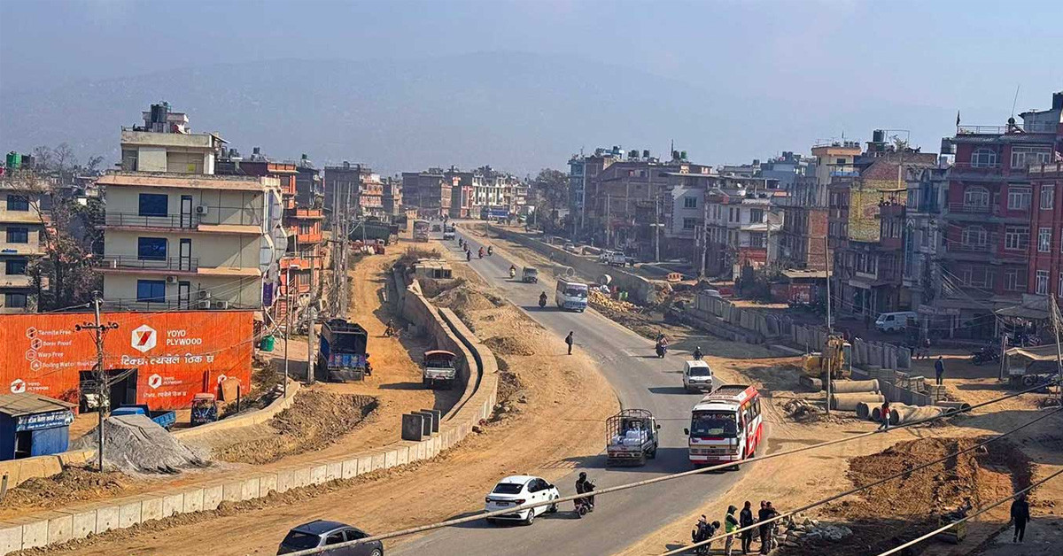 सूर्यविनायक–धुलिखेल सडक निर्माण आयोजनाले निर्माणका लागि दैनिक पाँच घण्टा सडक बन्द