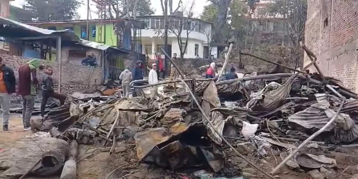 हलेसी बजारमा ग्यास लिक भएर सल्केको आगोबाट  ७ करोड ३० लाख बराबरको क्षति