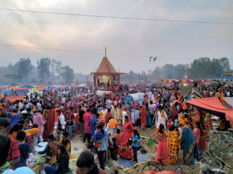 इस्लाम धर्मावलम्बीद्वारा माध्यमिकी परिक्रमाका यात्रीको स्वागत