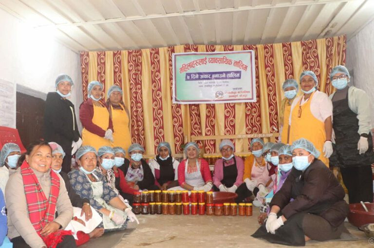 भोजपुरमा आत्मनिर्भर बनाउन जीवनोपयोगी सीप सिकाइँदै