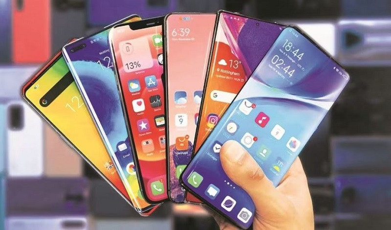 सात महिनामा चार्जर आयात संख्या स्मार्टफोनको तुलनामा डेढ गुणा बढी,१२ लाख स्मार्टफोन आयात