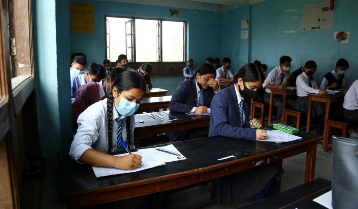 एसईई सुरु भएको एक घण्टामै प्रश्नपत्र ‘आउट’ भएपछि...