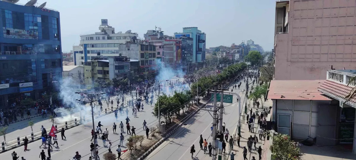 तीनकुने घटनाः  थप २० जना पक्राउ