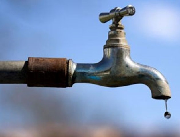 खानेपानीको सङ्कट झेल्दै चुरेफेदका मेनहर्वावासी