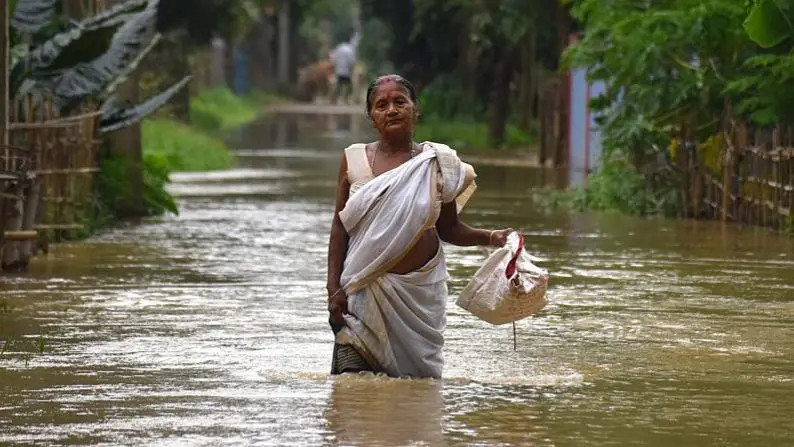 आसाममा बाढीका कारण १५०६ गाउँ डुबानमा