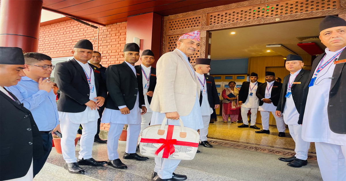 सत्तारूढ दलमै खैलाबैलाः लुम्बिनीको बजेटबारे मुख्यमन्त्रीको असन्तुष्टि