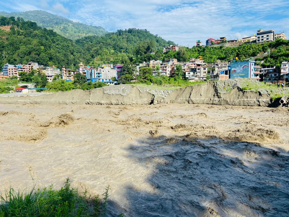 तिब्बतमा वर्षा जारी- सतर्कता अपनाउन सिन्धुपाल्चोक प्रशासनको आग्रह