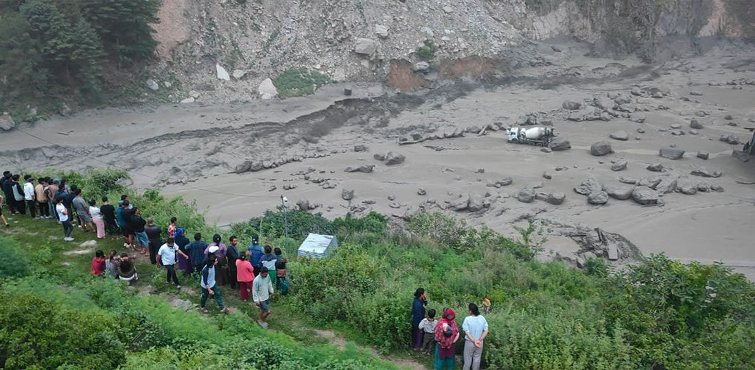 रसुवा बाढी अपडेट :  भेटिएका शव र मानव अङ्ग काठमाडौँ ल्याइँदै, १९ जना सम्पर्क विहीन
