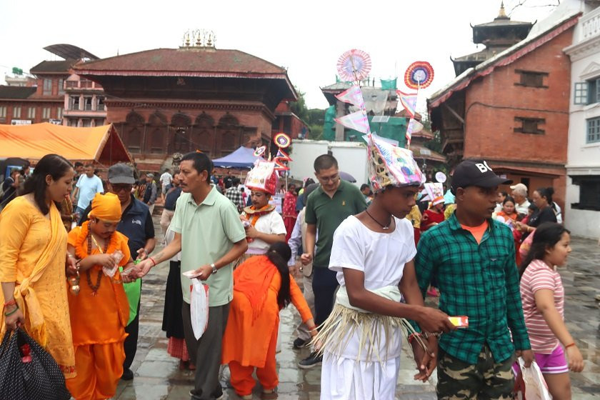 गाईजात्राका अवसरमा राजधानीका टोल टोलबाट सांस्कृतिक झाँकी