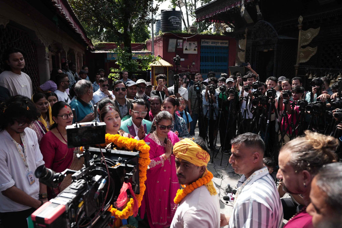 ‘बल्छी धुर्बे’ले सुरु गरे फिल्म  ‘गोबर गणेश’