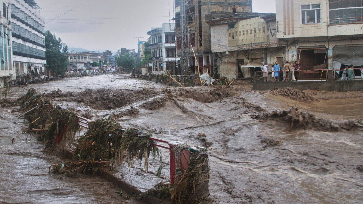 पाकिस्तानमा बाढीका कारण एक लाख ५० हजार विस्थापित