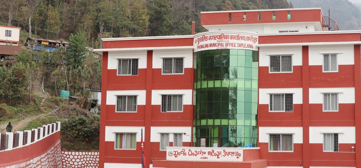 फुङलिङमा जथाभाबी फोहोर फाले २ हजार सम्म जरिवाना
