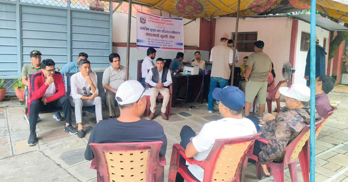सेवाग्राहीको खोजीमा सहर धाउन थाले पालिकाहरू