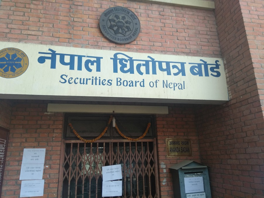 कात्तिक १४ गते लगानीकर्ताहरूले धितोपत्र बोर्डमा प्रदर्शन गर्ने