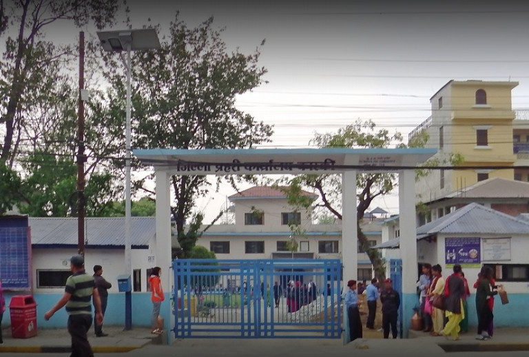 लुटपाटमा संलग्नहरुको नाम र ठेगाना उपलब्ध गराउन कास्की प्रहरीको आग्रह