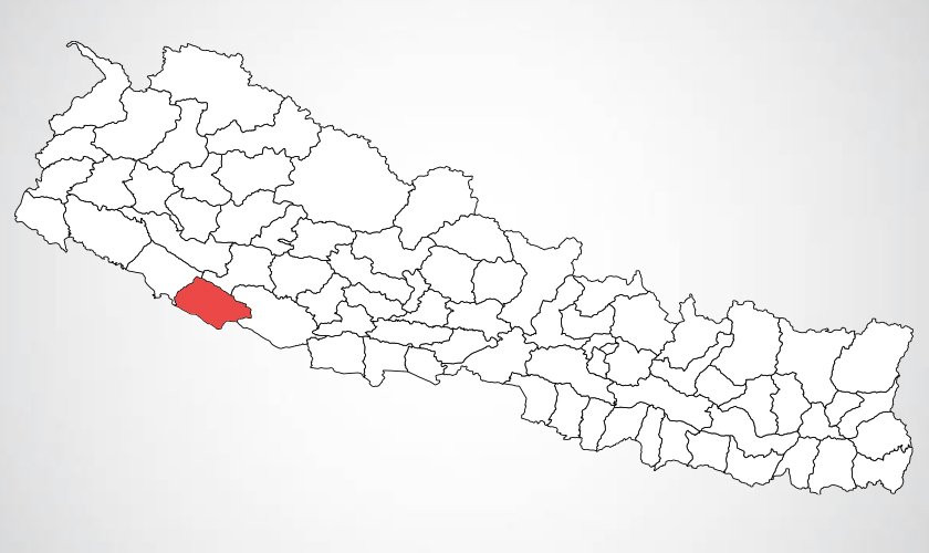 बाख्रा चराउन गएकी महिलालाई कुटपिट गरी सुन लुटपाट