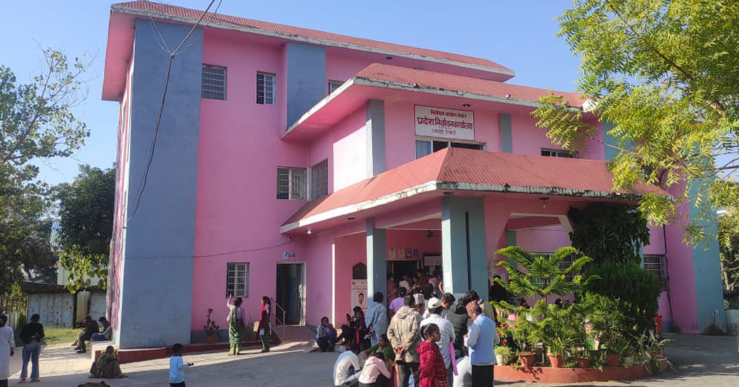 सुदूरपश्चिममा पुरुषभन्दा महिलाको सङ्ख्या १२ हजार बढी