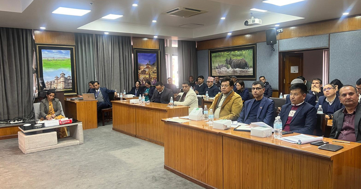 सञ्चार मन्त्रालयको दोस्रो त्रैमासिक समीक्षाः पुँजीगत खर्च बढाइनुपर्नेमा जोड