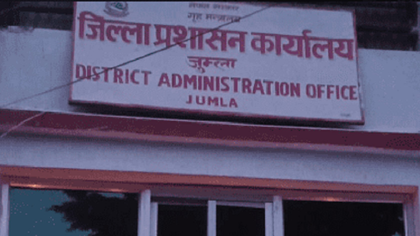 अवैध रुपमा गिट्टी बालुवा उत्खनन गर्नेलाई कारबाही गरिने