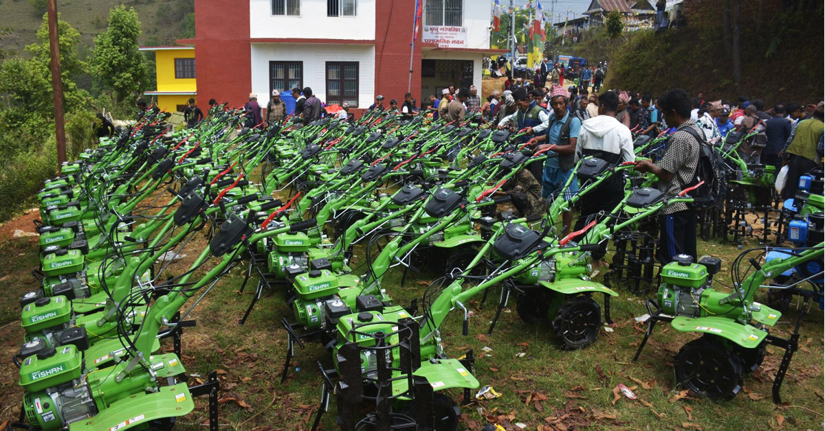 भुम्लुका २३५ किसानलाई अनुदानमा मिनीटिलर
