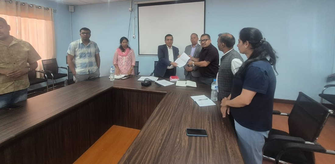 एलएलएम दोस्रो सेमेस्टरको नतिजाविरुद्ध डीन कार्यालयमा विद्यार्थीको निवेदन