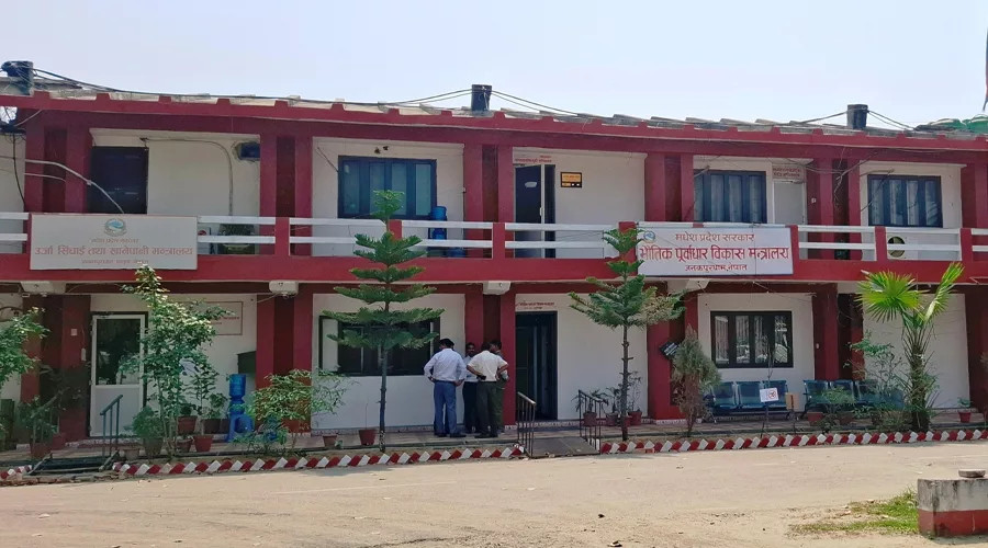 विपन्नका घरदेखि सरकारी भवनसम्म, ६ वर्षमा मधेसमा बने २८ हजार ८३ संरचना