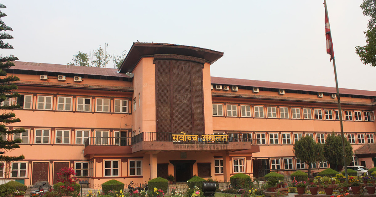 विश्लेषक भरत दाहालको बन्दीप्रत्यक्षीकरण रिट न्यायाधीश कुमार रेग्मीको इजलासमा